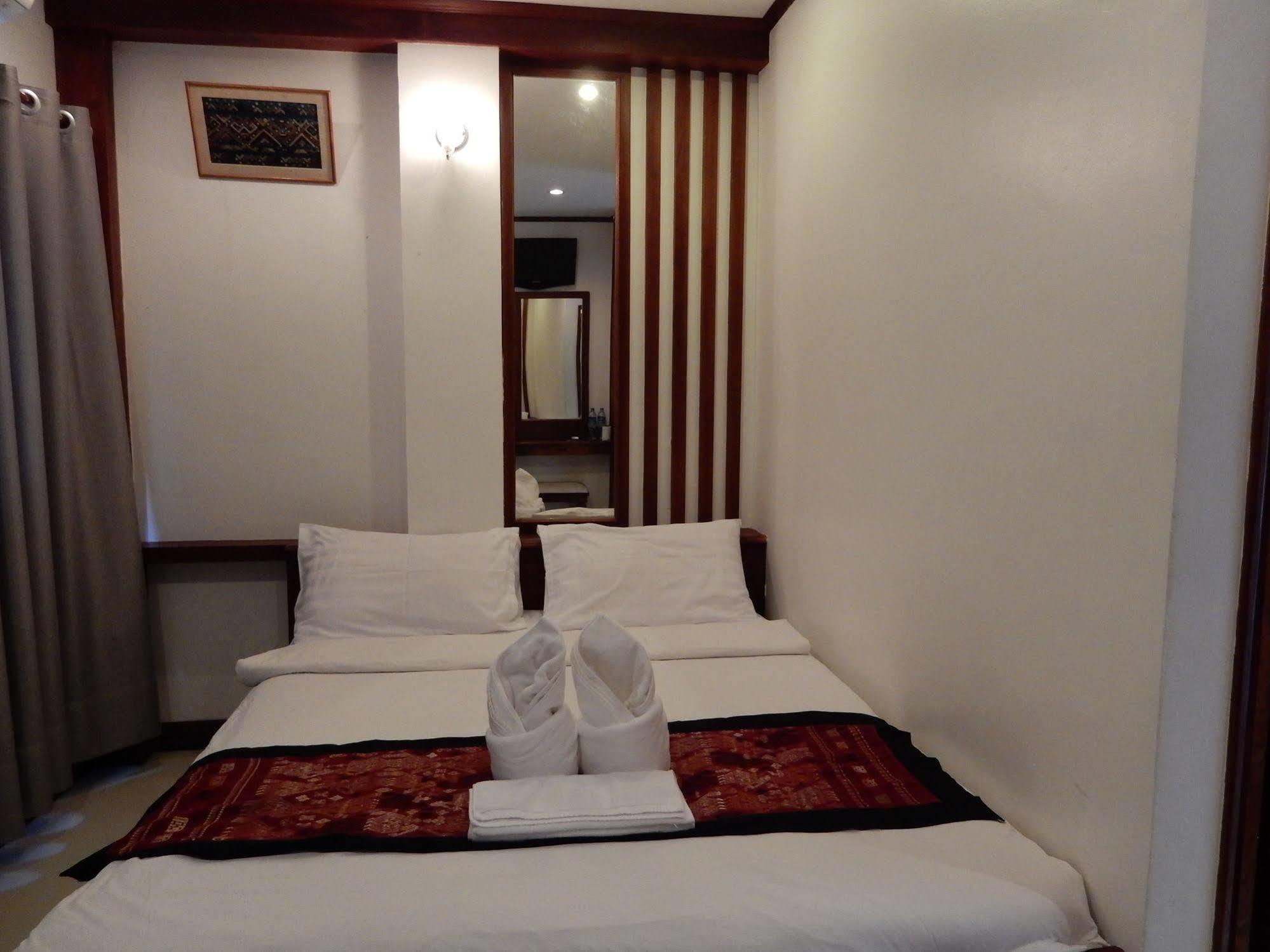 Lao Silk Hotel Ban Nongdouang Eksteriør billede