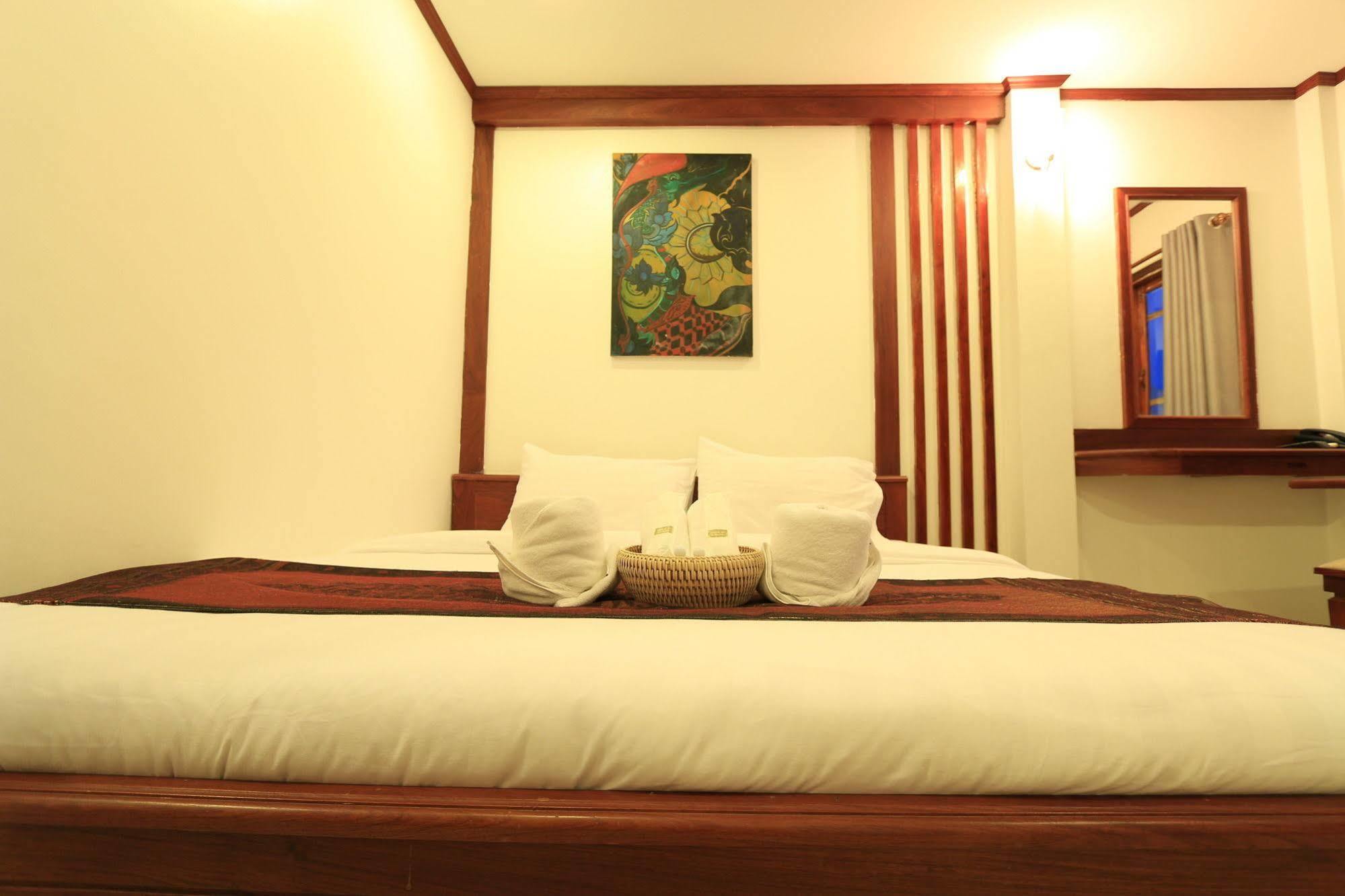 Lao Silk Hotel Ban Nongdouang Eksteriør billede